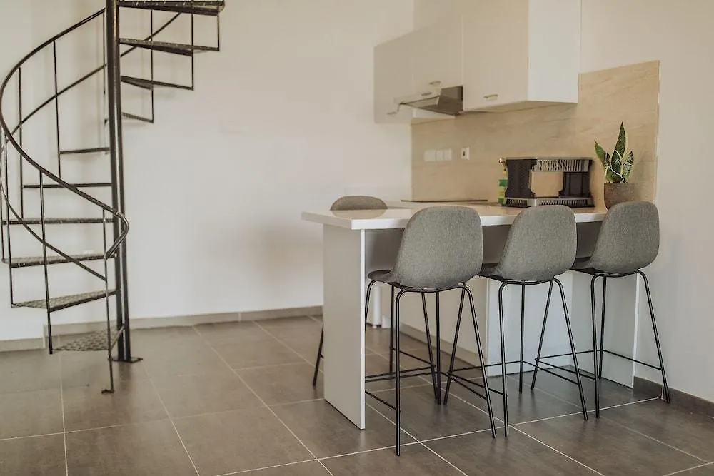 דירה איה נאפה River View Boutique